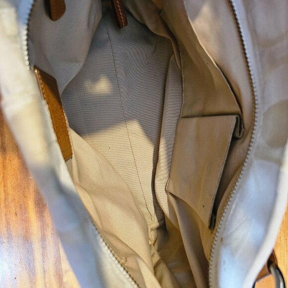 Coach Bag Cream with Coach Symbol Leather Handle Med Size - Picture 7 of 10